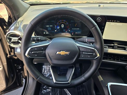 Certified 2025 Chevrolet Equinox LT FWD image 31