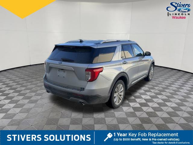 Used 2023 Ford Explorer Limited w/ Equipment Group 301A AWD/4WD image 6