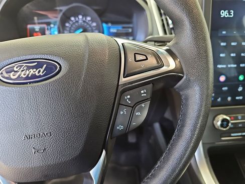 Used 2024 Ford Edge SEL AWD/4WD image 17