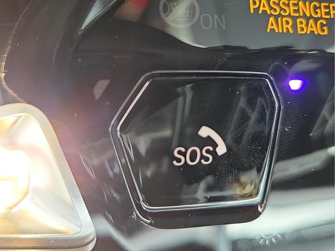 Used 2024 BMW X2 xDrive28i w/ Premium Package image 19