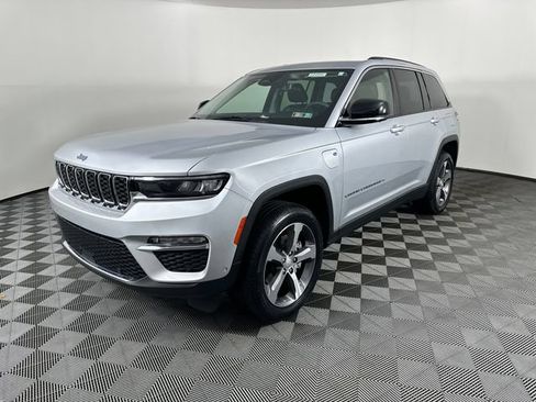 Certified 2023 Jeep Grand Cherokee 4WD 4xe w/ Luxury Tech Group II image 24