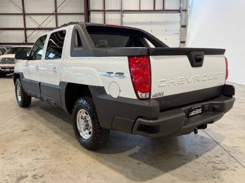 Used 2003 Chevrolet Avalanche 2500 AWD/4WD image 11