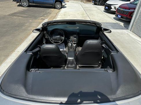 Used 2002 Chevrolet Camaro Z28 w/ Sport Appearance Pkg image 11