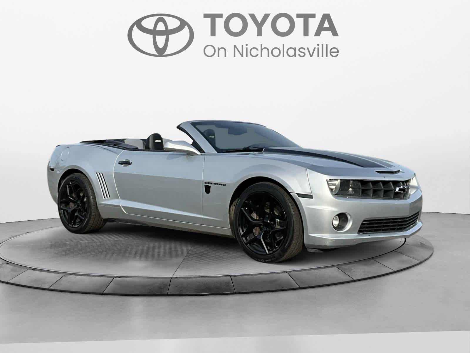 Used 2012 Chevrolet Camaro SS RWD image 7