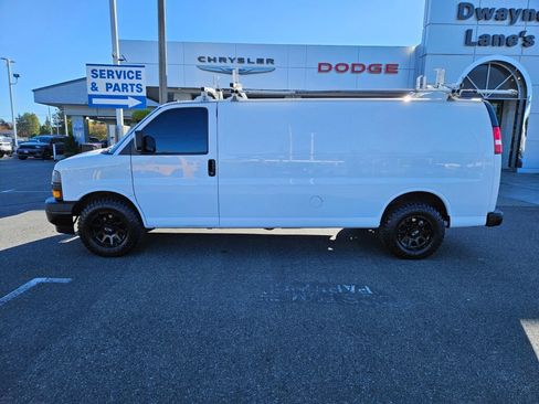 Used 2020 Chevrolet Express 2500 Extended w/ Driver Convenience Package image 2