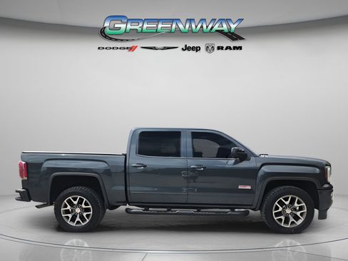 Used 2018 GMC Sierra 1500 SLT AWD/4WD image 4