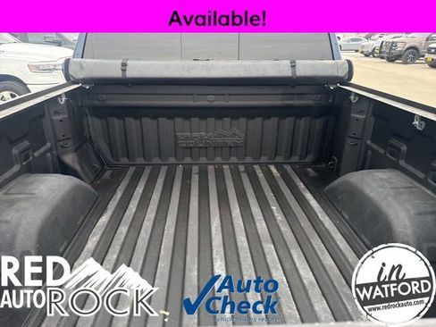 Used 2023 Chevrolet Silverado 1500 High Country w/ Technology Package image 8