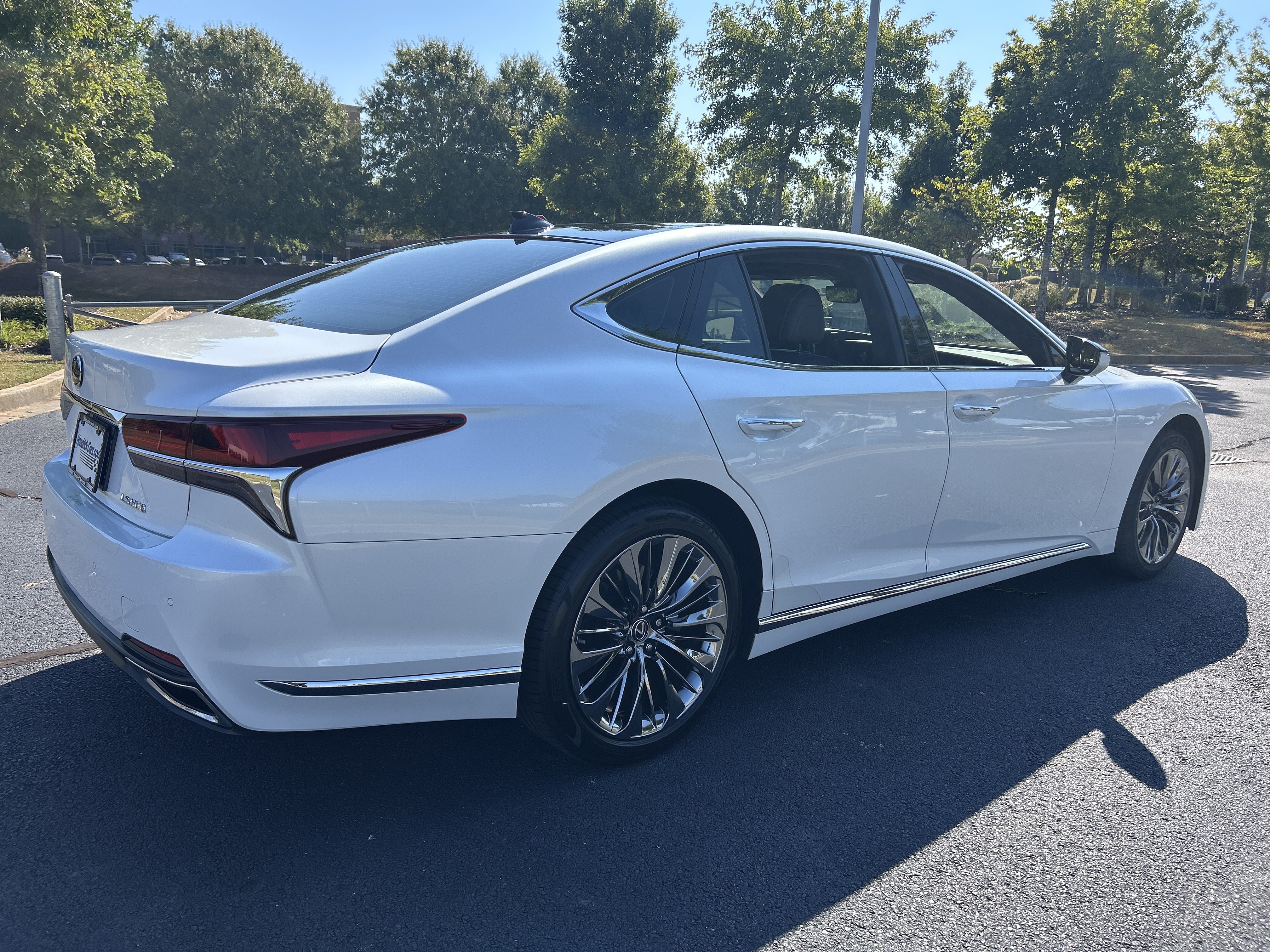 Used 2018 Lexus LS 500 w/ Interior Upgrade Package RWD image 9