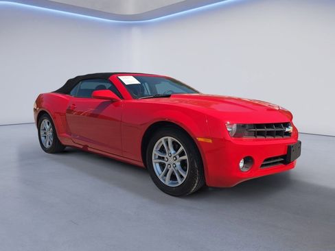 Used 2013 Chevrolet Camaro LT RWD image 8