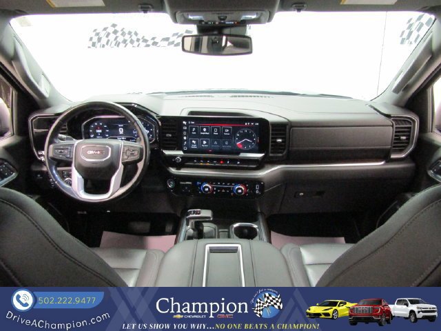 Used 2022 GMC Sierra 1500 SLT w/ SLT Premium Plus Package AWD/4WD image 29