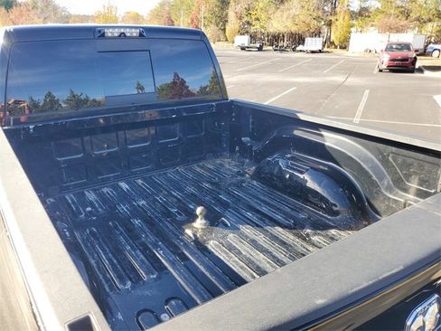 Used 2019 RAM 2500 Laramie image 7