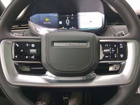 New 2026 Land Rover Range Rover SE image 15