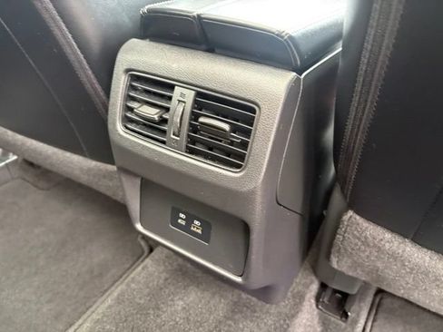 Used 2023 Nissan Rogue SV w/ SV Premium B Package FWD image 29