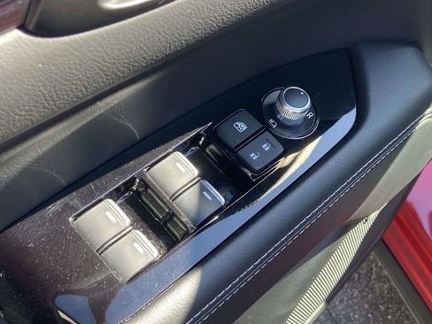 Used 2025 MAZDA CX-5 AWD 2.5 S w/ Premium Plus Pkg image 16