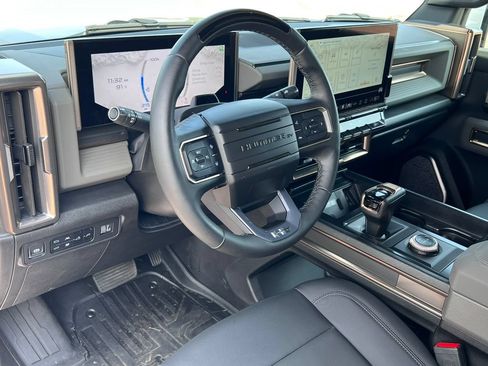 New 2025 GMC Hummer EV 2X AWD/4WD image 22