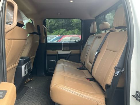 Used 2022 Ford F250 Lariat w/ Lariat Ultimate Package AWD/4WD image 14