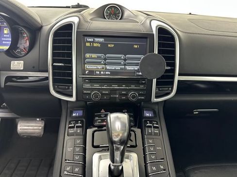 Used 2015 Porsche Cayenne Diesel image 21