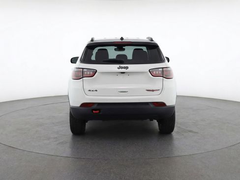 Used 2025 Jeep Compass Trailhawk image 7