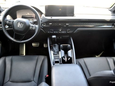 Used 2025 Honda Accord Sport image 10