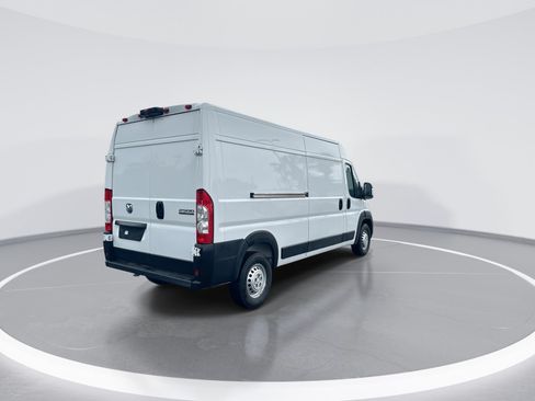 Used 2025 RAM ProMaster 2500 w/ Convenience Group FWD image 9