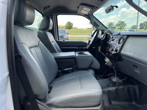 Used 2011 Ford F450 XL w/ PWR Equipment Group image 8