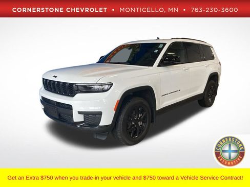 Used 2024 Jeep Grand Cherokee L Altitude image 1