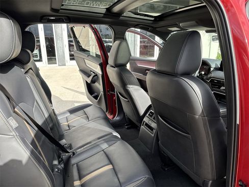 Used 2025 MAZDA CX-90 3.3 Turbo S w/ Premium Package image 34