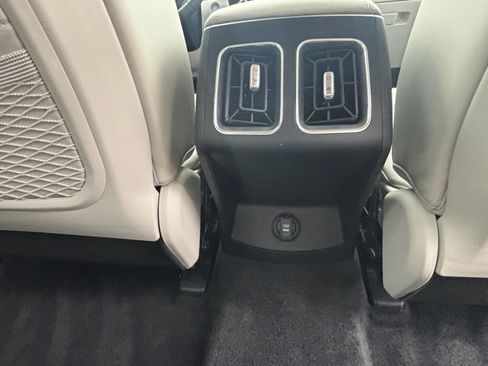 Certified 2025 Kia Sorento X-Line EX AWD/4WD image 28