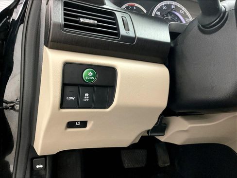 Used 2013 Honda Accord EX-L image 39
