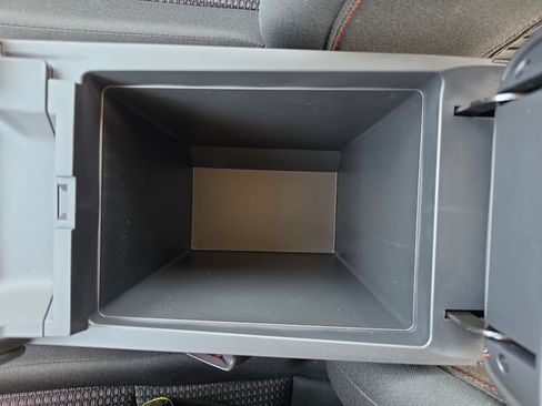 New 2026 Nissan Sentra SR w/ Floor Mat Package FWD image 21
