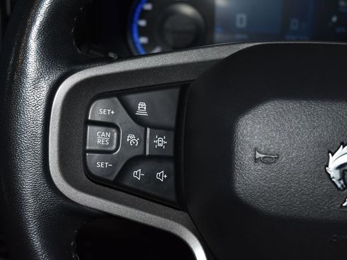 Used 2023 Ford Bronco Badlands image 7