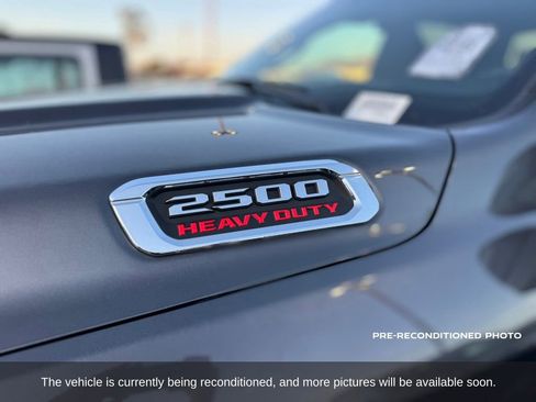 Used 2025 RAM 2500 Big Horn AWD/4WD image 3