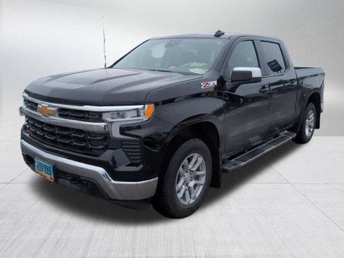 Certified 2024 Chevrolet Silverado 1500 LT w/ Z71 Off-Road Package image 2