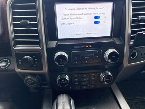 Used 2020 Ford F150 Platinum w/ Equipment Group 701A Luxury image 8