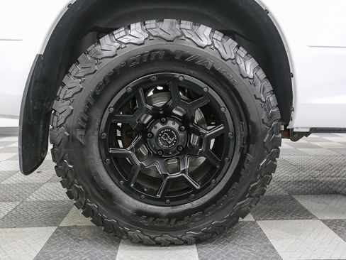 Used 2017 RAM 1500 Sport image 14