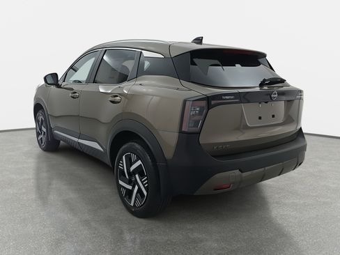 New 2026 Nissan Kicks SV image 7