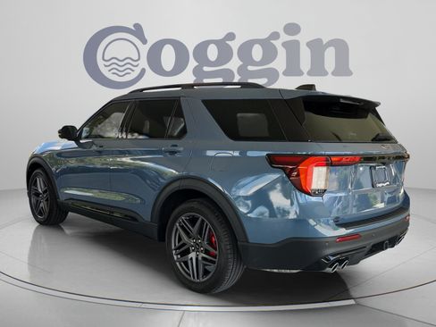 Used 2026 Ford Explorer ST w/ Sun And Sound Package AWD/4WD image 3