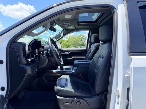 Certified 2022 Chevrolet Silverado 1500 RST w/ RST All Star Premium Package AWD/4WD image 7