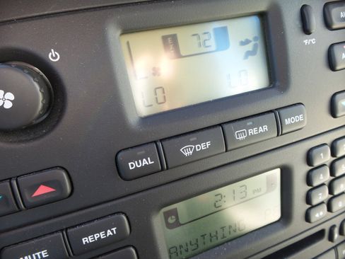 Used 2003 Jaguar S-TYPE R image 89