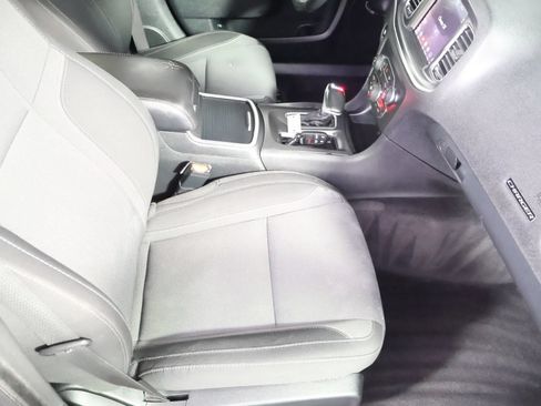 Used 2018 Dodge Charger SXT Plus RWD image 49