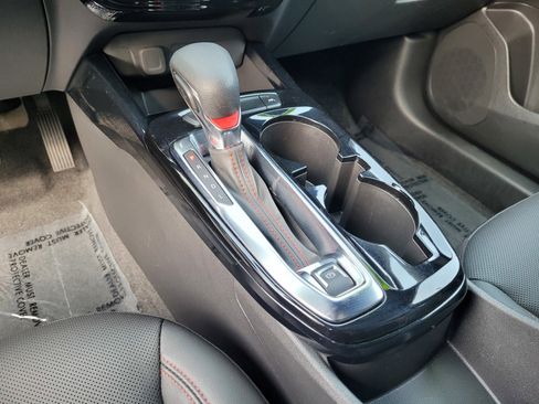 Used 2024 Chevrolet Trax RS image 20