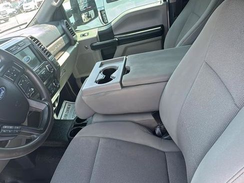 Used 2020 Ford F250 XL w/ Power Equipment Group RWD image 7
