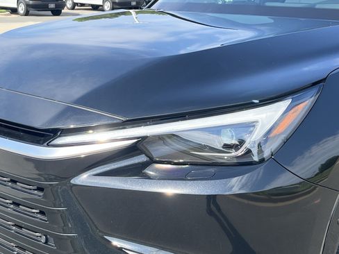 Used 2025 Lexus TX 350 AWD w/ Technology Package image 12