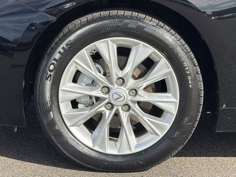 Used 2015 Lexus ES 300h w/ Navigation System Package FWD image 31
