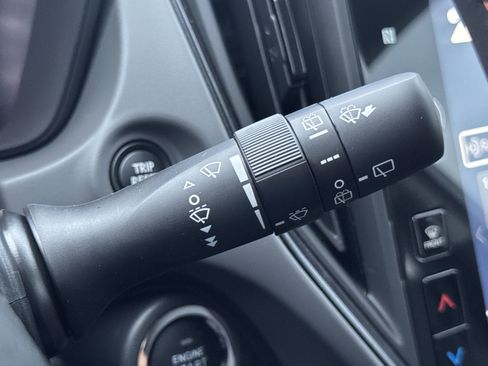 New 2025 Subaru Crosstrek 2.5i Limited w/ Crosstrek Mirror Package image 18