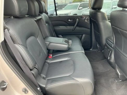 Used 2021 INFINITI QX80 Luxe w/ All-Season Package AWD/4WD image 22