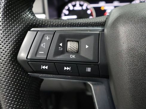 Used 2024 Mitsubishi Outlander SE image 37