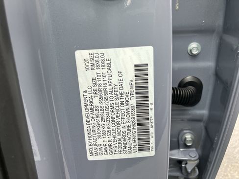 New 2025 Honda Pilot TrailSport image 37