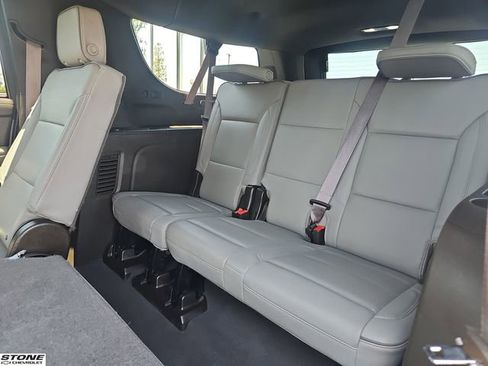 Certified 2024 GMC Yukon XL SLT AWD/4WD image 18