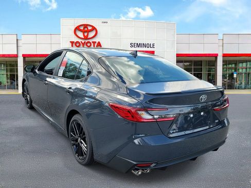 Used 2026 Toyota Camry SE image 4